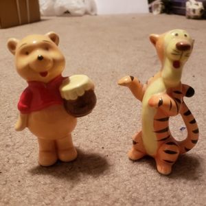 Disney Winnie the Pooh & Tigger Figurines
